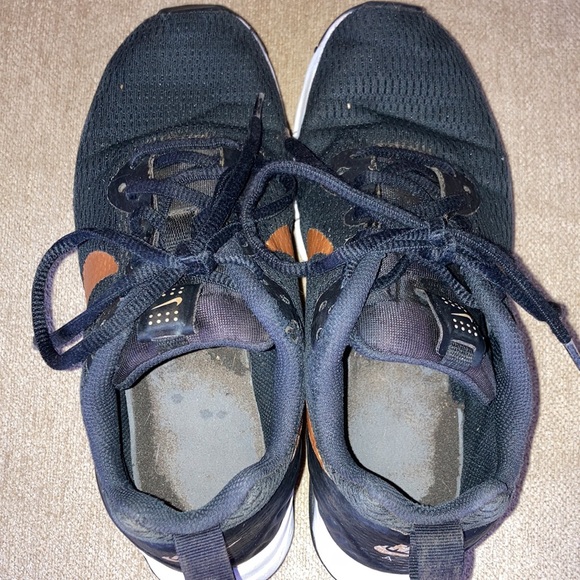 NIKE AIR Max Motion LW Womens Sneakers Size 6 - Picture 10 of 12